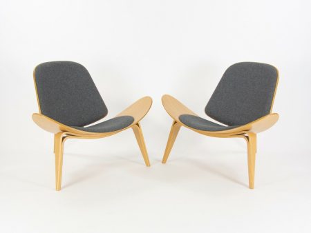 Hans Wegner Carl Hansen Denmark CH07 Shell Lounge Chairs Lacquered Oak 2x Avail on Sale