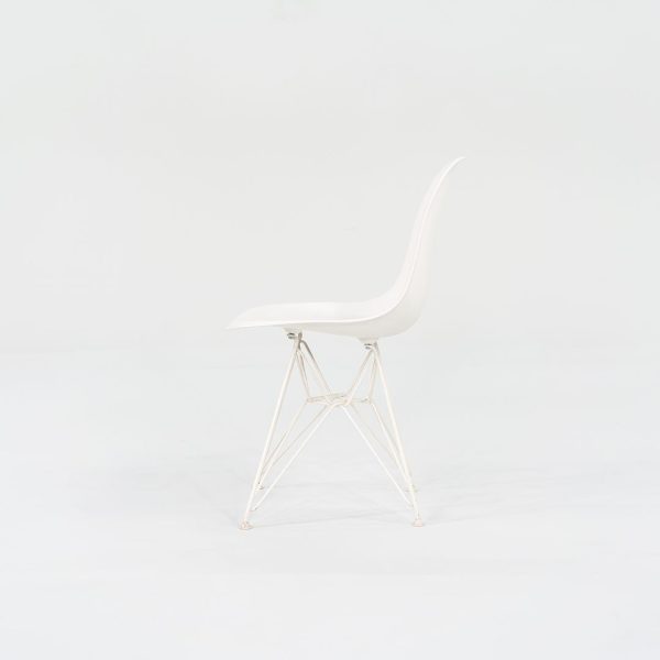 2014 Set of Four Eames Plastic Shell Chairs in White with Eiffel Base Online Sale