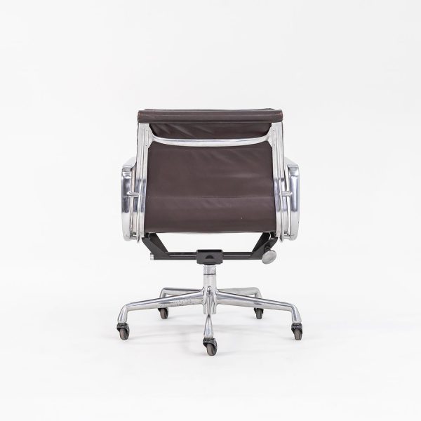 1989 Eames Soft Pad Management Chair, Model EA418 by Ray and Charles Eames for Herman Miller in Brown Leather For Sale