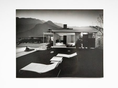 C. 1947 Photograph by Julius Shulman of Kaufmann House by Richard Neutra 8x10 in Hot on Sale