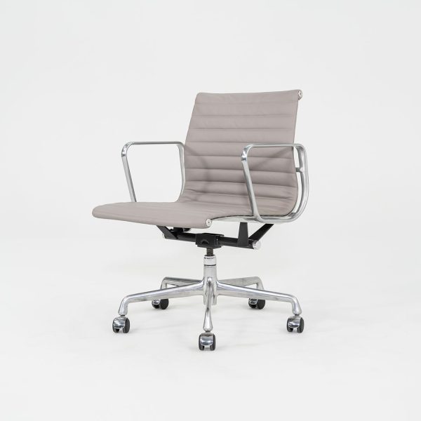 2010s Herman Miller Eames Aluminum Management Desk Chair in Grey Leather 3x Available Online Sale