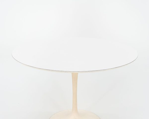 1960s Saarinen Dining Table, Model 173F by Eero Saarinen for Knoll International with Cast Iron Base and 42 inch White Laminate Top For Sale