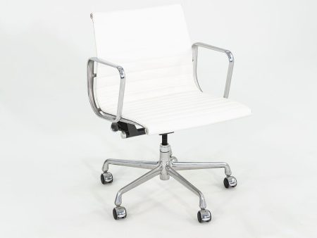 2010s Herman Miller Eames Aluminum Management Desk Chair in Light White Naugahyde Discount