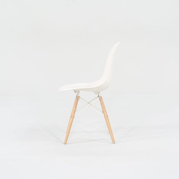 2018 DSW Side Chair with Dowel Base by Ray and Charles Eames for Herman Miller in White Plastic with Oak Base 5x Available Discount