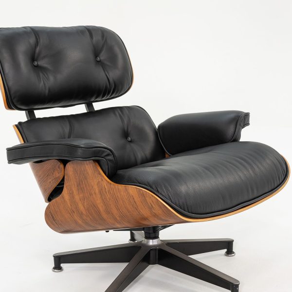 1990 Herman Miller Eames Lounge Chair and Ottoman 670 & 671 by Charles and Ray Eames in Brazilian Rosewood and New Black Leather Online