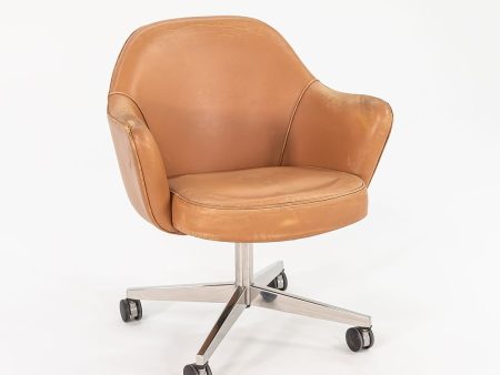 1979 Saarinen Executive Chair, Model 68S by Eero Saarinen for Knoll in Tan Leather Sale