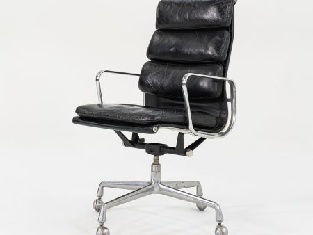 1975 Soft Pad Executive Chair, Model EA420 by Charles and Ray Eames for Herman Miller in Black Leather 1x Available For Sale