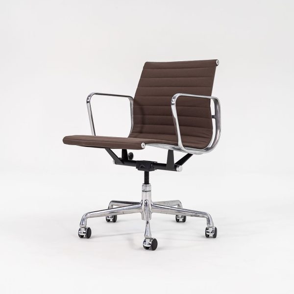 2010s Eames Aluminum Group Management Desk Chair by Ray and Charles Eames for Herman Miller in Brown Fabric For Sale