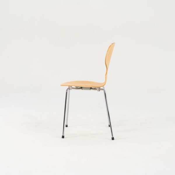 2005 Set of Four 3101 Side Chairs by Arne Jacobsen for Fritz Hansen in Maple and Chromed Steel Sale