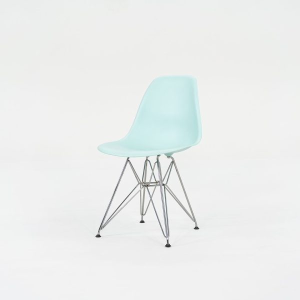 2018 Herman Miller Eames Plastic Dining Shell Chair with Eiffel Base in Aqua Sky Blue 3x available Discount