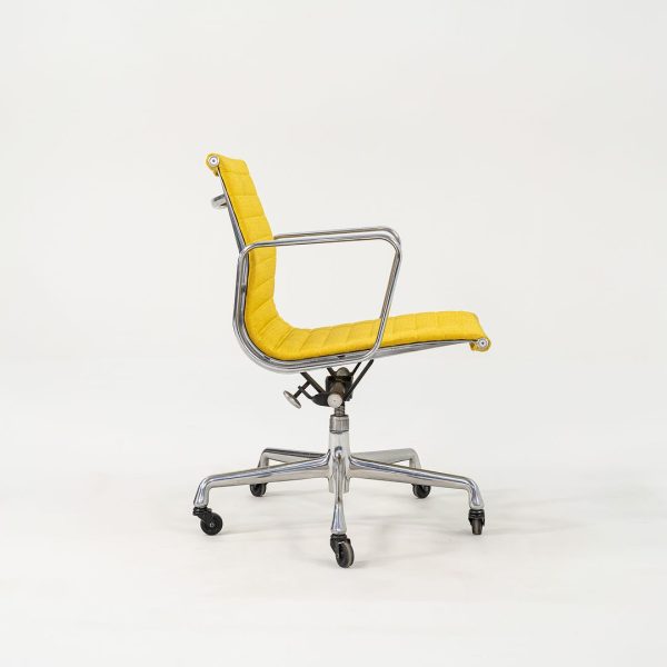 2010s Eames Aluminum Group Management Chair by Ray and Charles Eames for Herman Miller in Yellow Fabric Hot on Sale