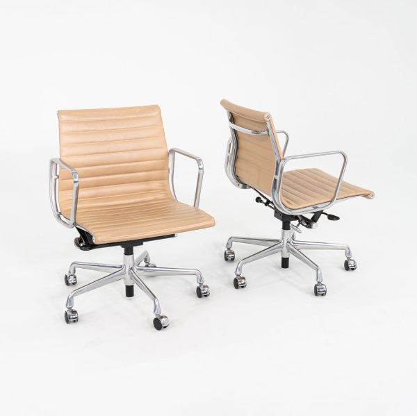 2014 Herman Miller Eames Aluminum Group Management Desk Chairs in Beige Leather with Pneumatic Base 12+ Available Supply