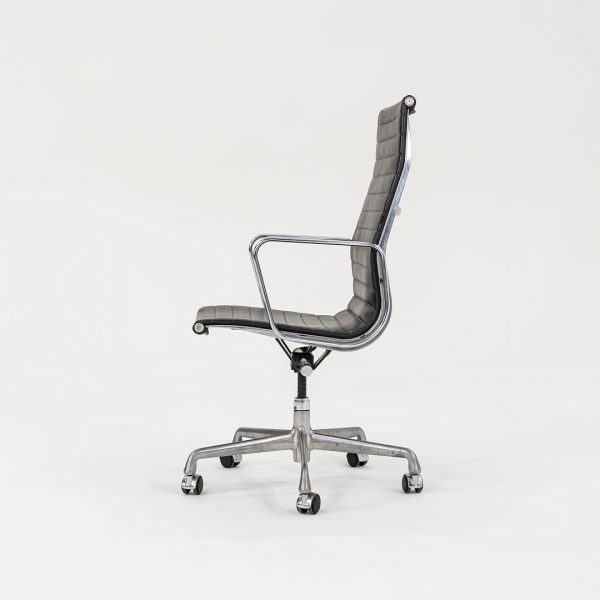 2010 Aluminum Group Executive Desk Chair by Ray and Charles Eames for Herman Miller in Black Naugahyde 2x Available Online now