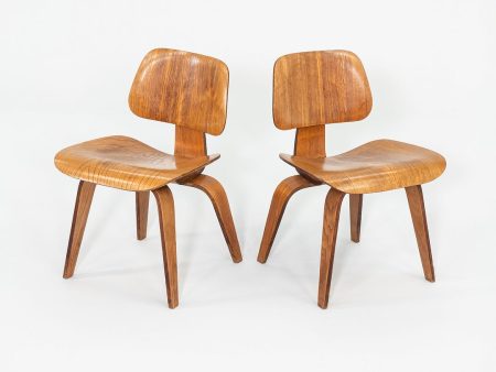 1946 Pair of Eames Evans DCW Dining Chairs in Calico Ash Wood Online Sale