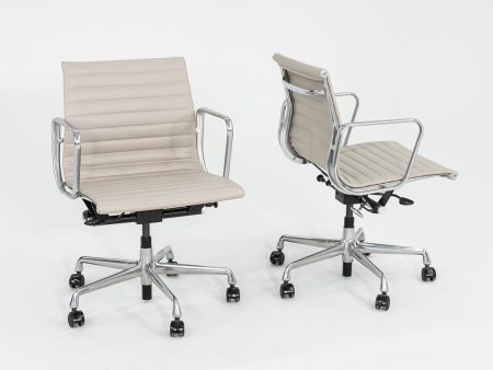 2021 Aluminum Group Management Desk Chair, Model EA335 by Ray and Charles Eames for Herman Miller in Stone Ecohide 6x Available Sale