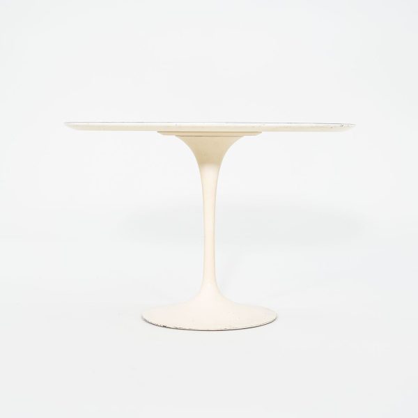 1960s Saarinen Dining Table, Model 173F by Eero Saarinen for Knoll International with Cast Iron Base and 42 inch White Laminate Top For Sale