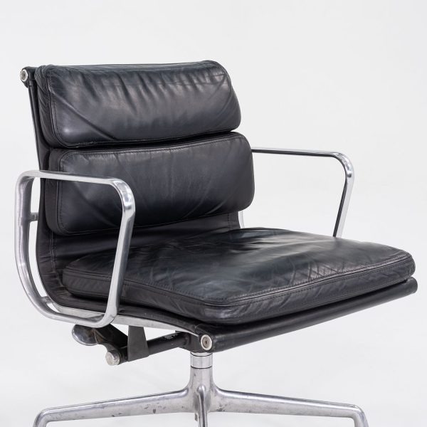 1981 Herman Miller Eames Soft Pad Management Desk Chair with Fabric Back 2x Available For Discount