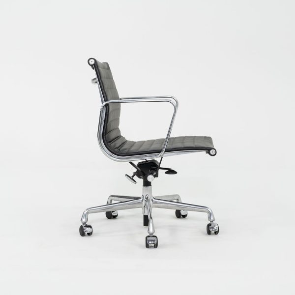 2010s Herman Miller Eames Aluminum Group Management Desk Chair in Black Leather 4x Available Online now