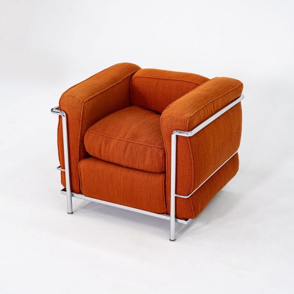 1970s Pair of Le Corbusier Jeanneret Perriand LC2 Petite Lounge Chairs in Orange Fabric for Cassina on Sale