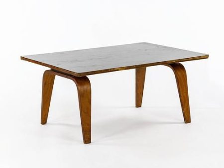 1946 Otw Coffee Table By Ray And Charles Eames For Evans Products Company in Birch with Black Top Supply