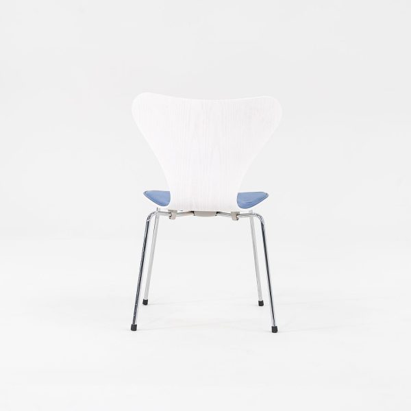 2005 Series 7 Chair, Model 3107 by Arne Jacobsen for Fritz Hansen 11x Available Cheap