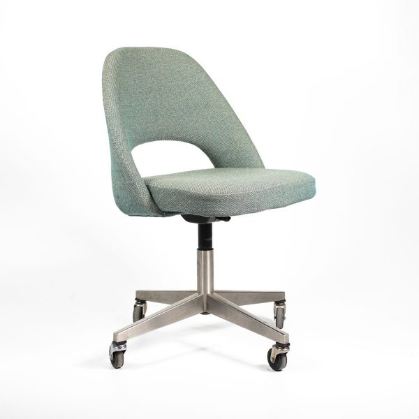 1980s Saarinen Executive Desk Chair, 72 US-BC by Eero Saarinen for Knoll Steel, Fabric, Foam Sale