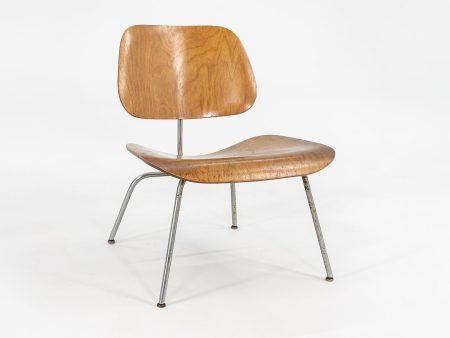 1940s LCM Lounge Chair by Ray and Charles Eames for Evans Products Company in Birch Online now