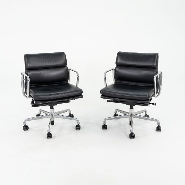 2009 Herman Miller Eames Soft Pad Management Desk Chair in Edelman Black Leather with Pneumatic Base 12+ Available Sale