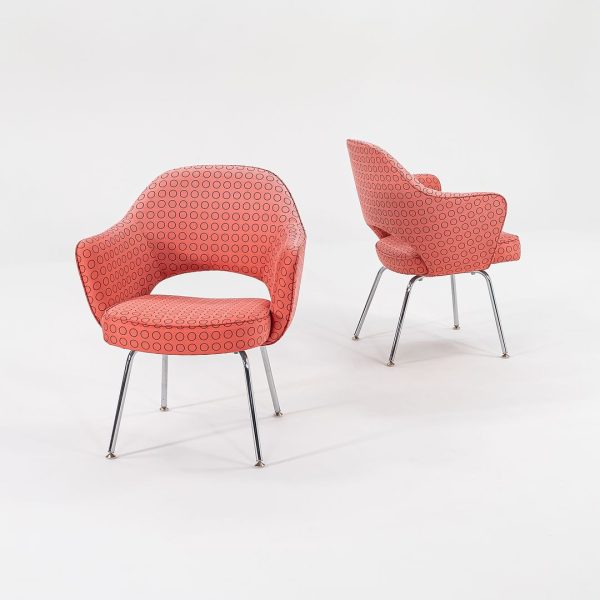 2007 Executive Arm Chair, Model 71APC by Eero Saarinen for Knoll in Pink Fabric 10x Available Online Hot Sale