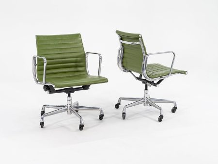 2007 Eames Aluminum Group Management Desk Chair by Charles and Ray Eames for Herman Miller in Green Leather Sets Available Hot on Sale