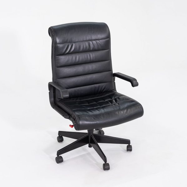 C. 2006 Richard Sapper for Knoll Executive Desk Chair in Black Leather 2x Available For Discount