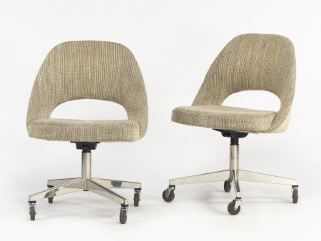 1974 Eero Saarinen for Knoll Rolling Executive Office Chairs Original Tan Fabric Sale