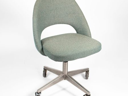 1980s Saarinen Executive Desk Chair, 72 US-BC by Eero Saarinen for Knoll Steel, Fabric, Foam Sale