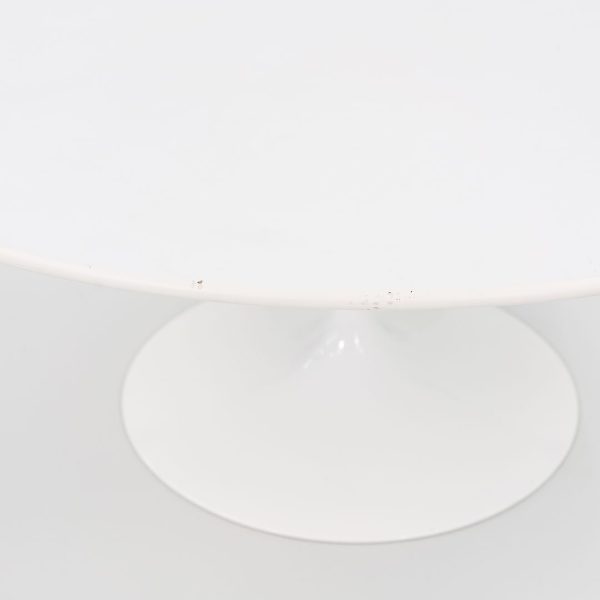 2016 Tulip Pedestal Coffee Table, Model 162TR by Eero Saarinen for Knoll in White Laminate 2x Available Online now