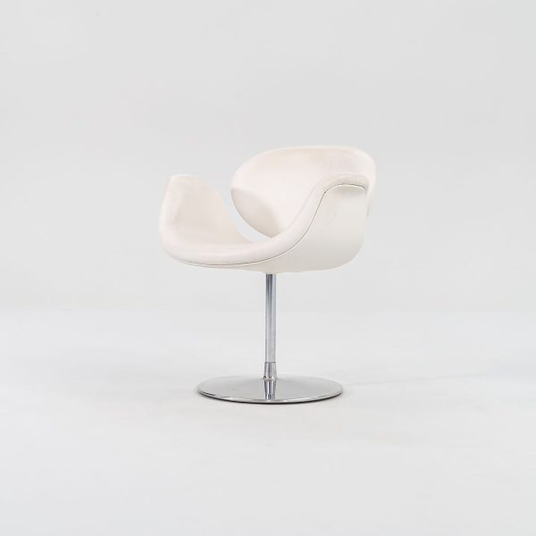 2016 Little Tulip Chair, Model F163 by Pierre Paulin for Artifort in White Leather For Cheap