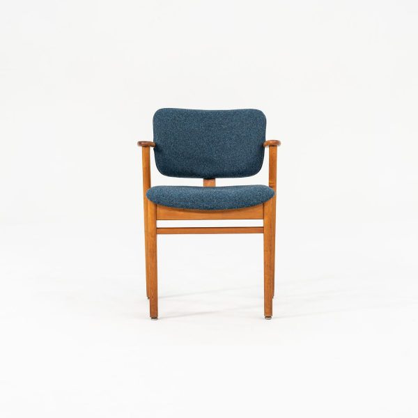 C. 1949 Set of Four Knoll Domus Dining Chairs by Ilmari Tapiovaara for with New Blue Fabric Fashion