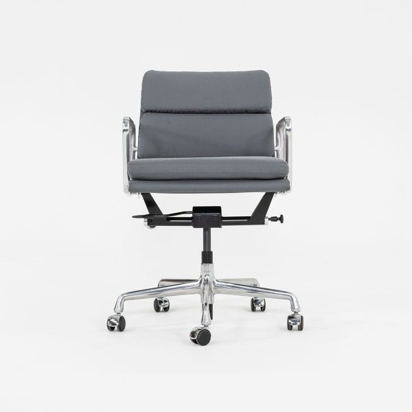 2010s Soft Pad Management Chair, EA435 by Ray and Charles Eames for Herman Miller in Grey Fabric Sale