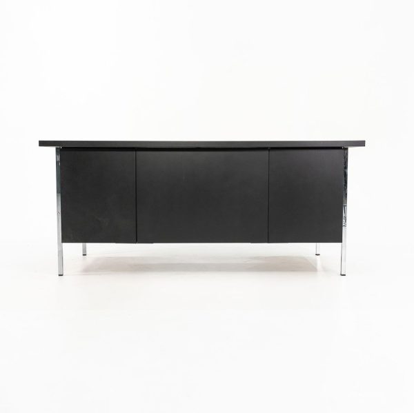 1960s Model 1503 by Florence Knoll Desk in Ebonized Wood and Chrome For Sale