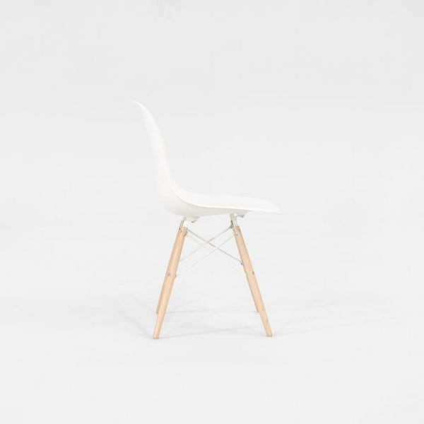 2018 DSW Side Chair with Dowel Base by Ray and Charles Eames for Herman Miller in White Plastic with Oak Base 5x Available Discount