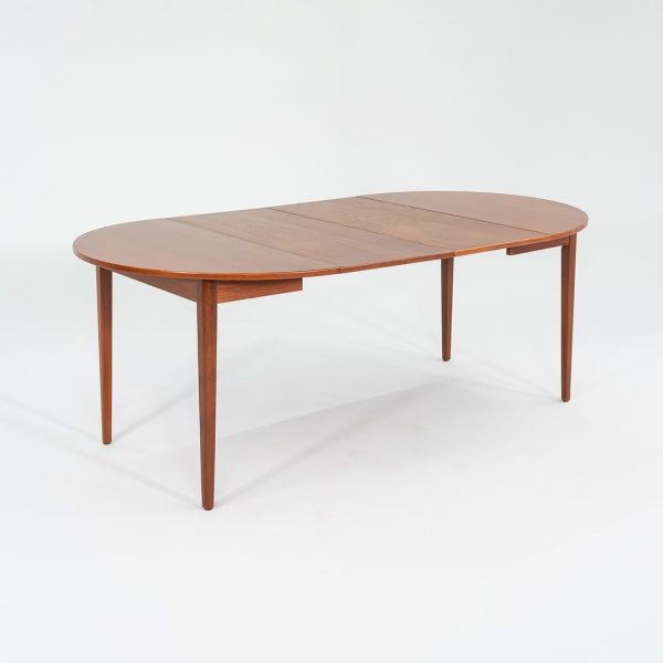 1970s Danish Extension Dining Table in Teak Attributed to Ib Kofod Larsen 42-84 inches For Sale