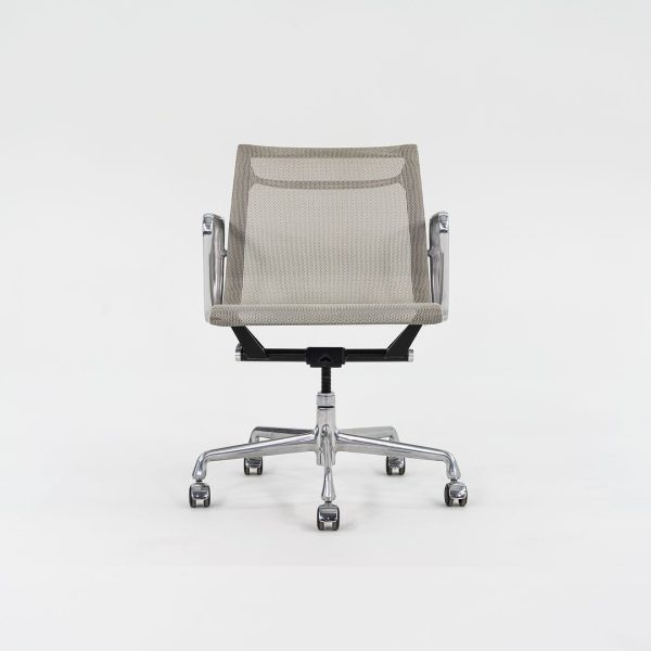 2015 Aluminum Group Management Chair, Model EA335 by Ray and Charles Eames for Herman Miller Aluminum, PVC Mesh, Rubber, Steel, Plastic Sale