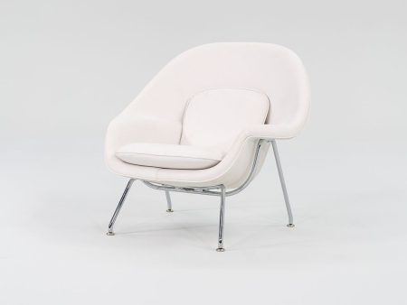 2022 Child-Size Womb Chair, Model 70LS by Eero Saarinen for Knoll in White Leather For Cheap