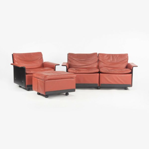 1980s Vintage Dieter Rams for Vitsoe 620 Red Leather and Black Two Seat Settee Sofa Supply