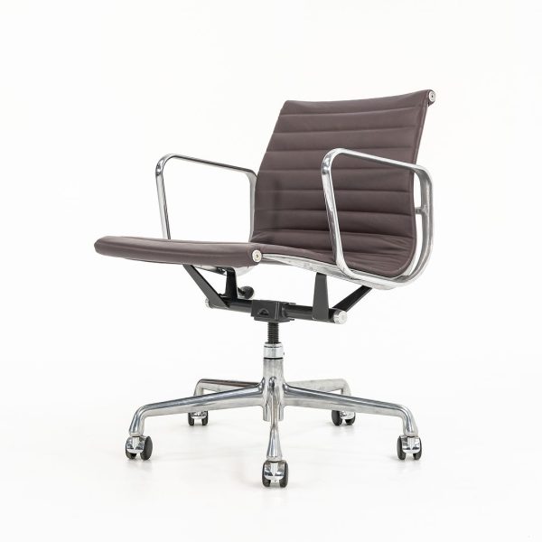 2010s Eames Aluminum Group Management Desk Chair by Ray and Charles Eames for Herman Miller in Purple   Eggplant Leather Cheap