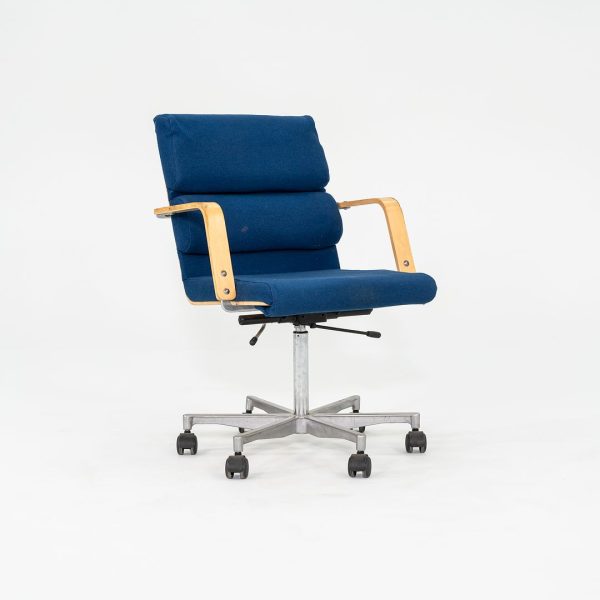 1980s Plaano Chair by Yrjo Kukkapuro for Avarte in Birch with Blue Fabric & Pneumatic Base Supply