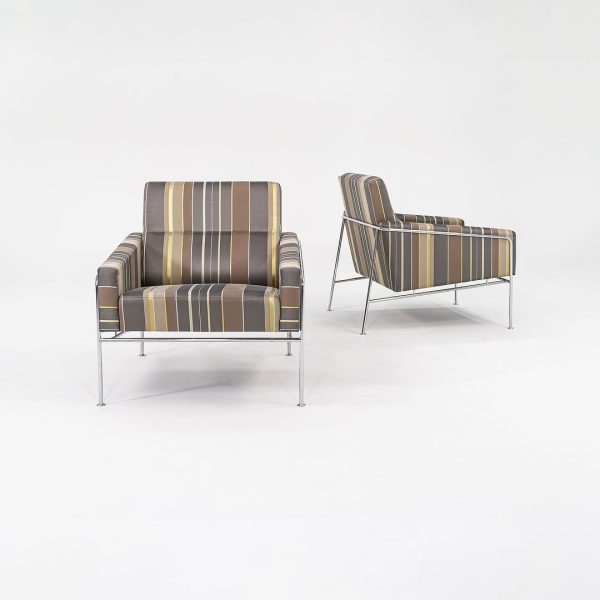 2005 Series 3300 Easy Chair by Arne Jacobsen for Fritz Hansen in Fabric 3x Available Online now