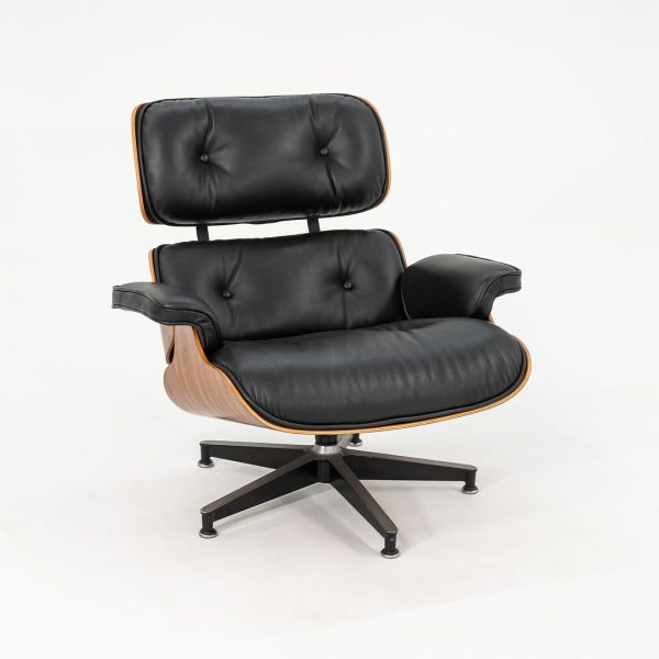 1990 Herman Miller Eames Lounge Chair and Ottoman 670 & 671 by Charles and Ray Eames in Brazilian Rosewood and New Black Leather Online