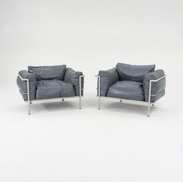 1980s In Style of A Pair of Le Corbusier Jeanneret Perriand LC3 Lounge Chairs in Blue Leather Fashion