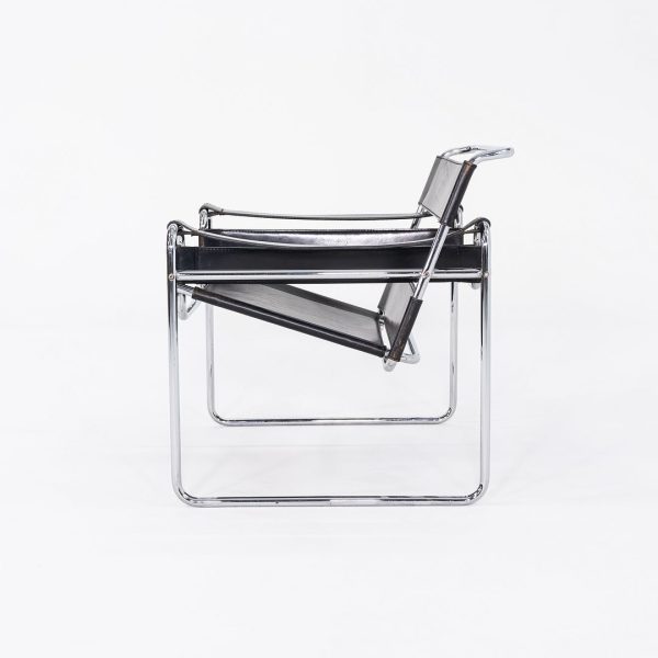 1960s Marcel Breuer for Gavina   Knoll Wassily B3 Lounge Chair in Black Leather with Chrome Frame Cheap