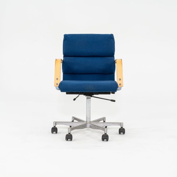 1980s Plaano Chair by Yrjo Kukkapuro for Avarte in Birch with Blue Fabric & Pneumatic Base Supply